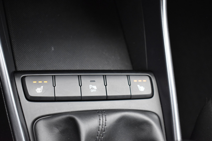 Hyundai i20 1.2 MPI i-Motion Airco stuur/stoel verwarming