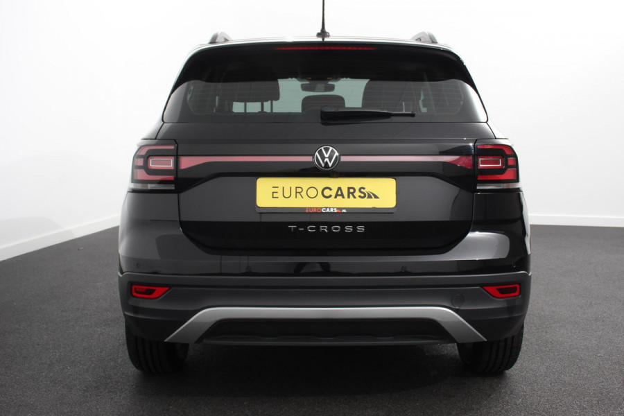 Volkswagen T-Cross 1.0 TSI 110 pk Life Plus Navigatie Apple Carplay/Android Auto Adaptive Cruise Control Lane Assist Camera Parkeersensoren Stoelverwarming \ DAB