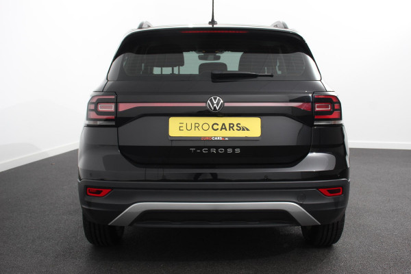 Volkswagen T-Cross 1.0 TSI 110 pk Life Plus Navigatie Apple Carplay/Android Auto Adaptive Cruise Control Lane Assist Camera Parkeersensoren Stoelverwarming \ DAB