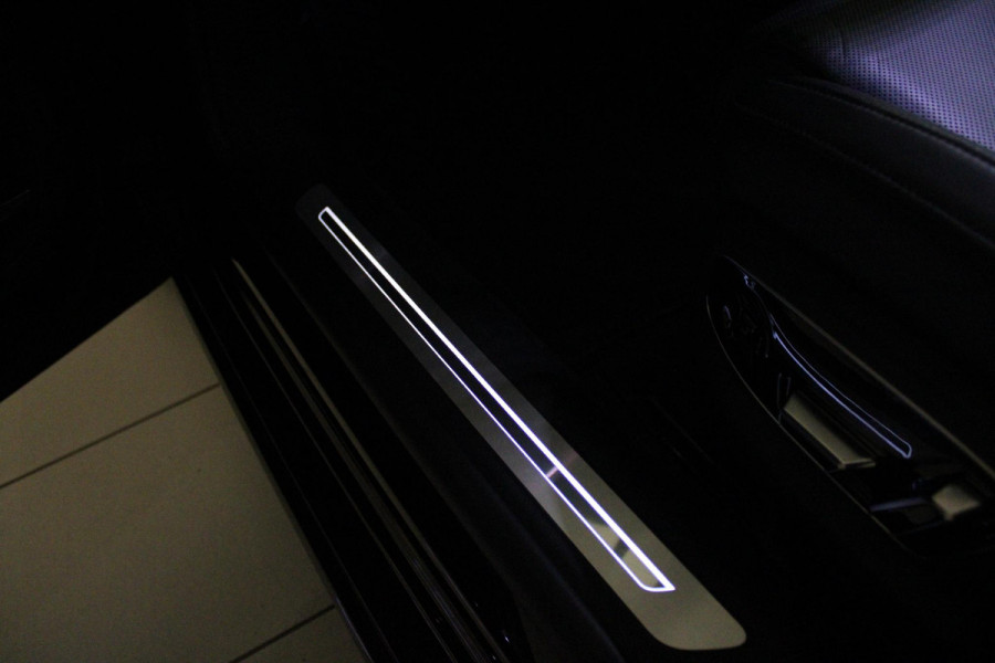 Audi A8 60 TFSI 450PK e-HYBRID QUATTRO PRO LINE PLUS | PANORAMISCH SCHUIF/KANTEL DAK | STUUR/STOEL VERWARMING | ELEKTRISCH BEDIENBAAR STUURKOLOM | SFEER VERLICHTING | COMFORT HOOFDSTEUNEN | LICHTMETALEN VELGEN 20" | BANG & OLUFSEN SOUND SYSTEM | SERVOSLUITING VOOR PORTIEREN | BEDIENINGSELEMENT GLASOPTIEK | AUDI SMARTPHONE INTERFACE | AUTOMATISCH INPARKEREN | LEER VALCONA | STOEL MASSAGE FUNCTIE VOOR | ELEKTRISCH BEDIENBARE VOORSTOELEN MET GEHEUGEN FUNCTIE | AKOESTISCH/DUBBEL GLAS | ZENDER VOOR GARAGEDEUROPENER | LED MATRIX LASER KOPLAMPEN | ADAPTIEVE/VERWARMBARE RUITENWISSER | Audi A8 60 TFSI 450PK e-HYBRID QUATTRO PRO LINE PLUS | PANORAMISCH SCHUIF/KANTEL DAK | STUUR/STOEL VERWARMING | ELEKTRISCH BEDIENBAAR STUURKOLOM | SFEER VERLICHTING | COMFORT HOOFDSTEUNEN | LICHTMETALEN VELGEN 20" | BANG & OLUFSEN SOUND SYSTEM | SERVOSLUITING VOOR PORTIEREN | BEDIENINGSELEMENT GLASOPTIEK | AUDI SMARTPHONE INTERFACE | AUTOMATISCH INPARKEREN | LEER VALCONA | STOEL MASSAGE FUNCTIE VOOR | ELEKTRISCH BEDIENBARE VOORSTOELEN MET GEHEUGEN FUNCTIE | AKOESTISCH/DUBBEL GLAS | ZENDER VOOR GARAGEDEUROPENER | LED MATRIX LASER KOPLAMPEN | ADAPTIEVE/VERWARMBARE RUITENWISSER |