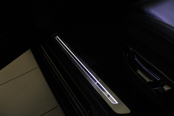 Audi A8 60 TFSI 450PK e-HYBRID QUATTRO PRO LINE PLUS | PANORAMISCH SCHUIF/KANTEL DAK | STUUR/STOEL VERWARMING | ELEKTRISCH BEDIENBAAR STUURKOLOM | SFEER VERLICHTING | COMFORT HOOFDSTEUNEN | LICHTMETALEN VELGEN 20" | BANG & OLUFSEN SOUND SYSTEM | SERVOSLUITING VOOR PORTIEREN | BEDIENINGSELEMENT GLASOPTIEK | AUDI SMARTPHONE INTERFACE | AUTOMATISCH INPARKEREN | LEER VALCONA | STOEL MASSAGE FUNCTIE VOOR | ELEKTRISCH BEDIENBARE VOORSTOELEN MET GEHEUGEN FUNCTIE | AKOESTISCH/DUBBEL GLAS | ZENDER VOOR GARAGEDEUROPENER | LED MATRIX LASER KOPLAMPEN | ADAPTIEVE/VERWARMBARE RUITENWISSER | Audi A8 60 TFSI 450PK e-HYBRID QUATTRO PRO LINE PLUS | PANORAMISCH SCHUIF/KANTEL DAK | STUUR/STOEL VERWARMING | ELEKTRISCH BEDIENBAAR STUURKOLOM | SFEER VERLICHTING | COMFORT HOOFDSTEUNEN | LICHTMETALEN VELGEN 20" | BANG & OLUFSEN SOUND SYSTEM | SERVOSLUITING VOOR PORTIEREN | BEDIENINGSELEMENT GLASOPTIEK | AUDI SMARTPHONE INTERFACE | AUTOMATISCH INPARKEREN | LEER VALCONA | STOEL MASSAGE FUNCTIE VOOR | ELEKTRISCH BEDIENBARE VOORSTOELEN MET GEHEUGEN FUNCTIE | AKOESTISCH/DUBBEL GLAS | ZENDER VOOR GARAGEDEUROPENER | LED MATRIX LASER KOPLAMPEN | ADAPTIEVE/VERWARMBARE RUITENWISSER |
