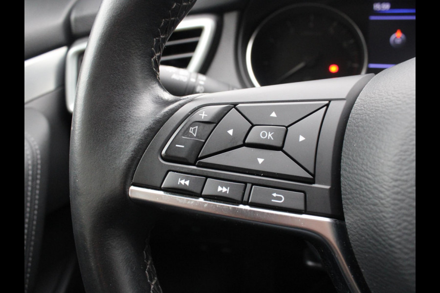 Nissan QASHQAI 1.3 DIG-T Tekna | PANORAMADAK | NAVIGATIE | ACHTERUITRIJCAMERA |