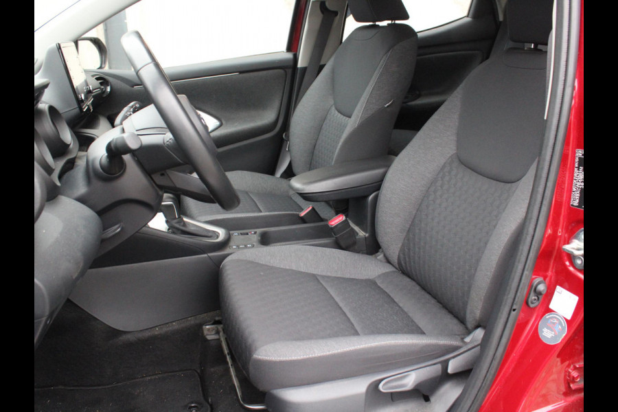Toyota Yaris 1.5 Hybrid Dynamic | APPLE CARPLAY | ACHTERUITRIJCAMERA |
