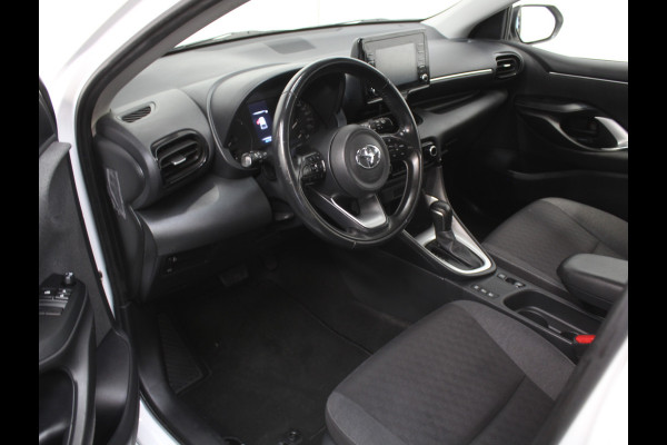 Toyota Yaris 1.5 Hybrid Active CARPLAY | CAMERA | CLIMATE | DAB | ADAPCRUISE | ELRM