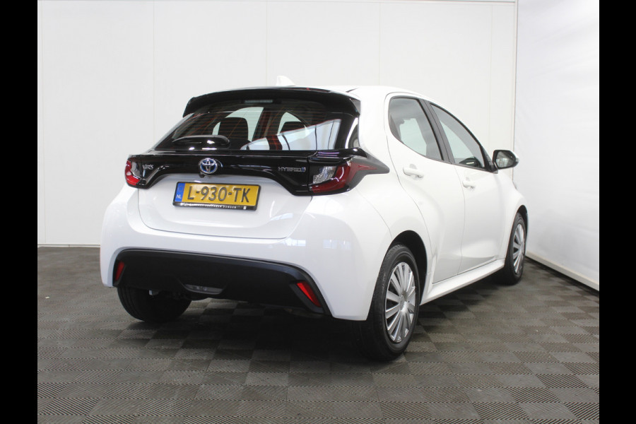 Toyota Yaris 1.5 Hybrid Active CARPLAY | CAMERA | CLIMATE | DAB | ADAPCRUISE | ELRM
