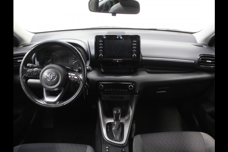 Toyota Yaris 1.5 Hybrid Active CARPLAY | CAMERA | CLIMATE | DAB | ADAPCRUISE | ELRM