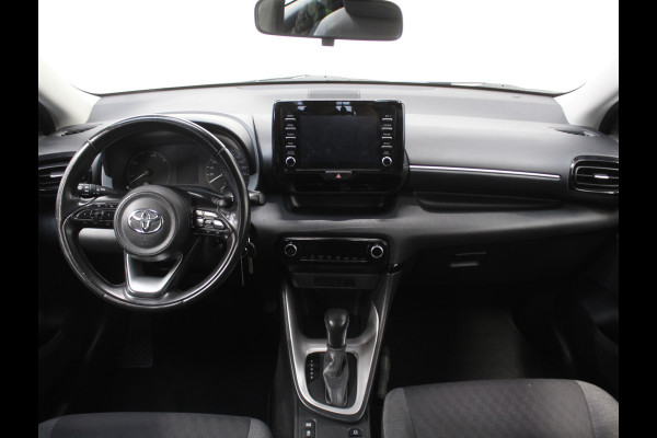 Toyota Yaris 1.5 Hybrid Active CARPLAY | CAMERA | CLIMATE | DAB | ADAPCRUISE | ELRM