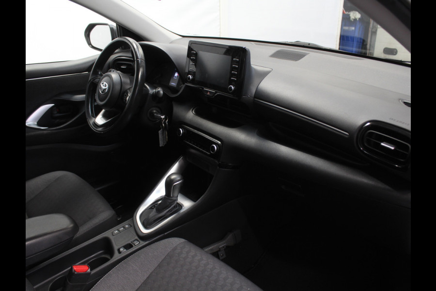 Toyota Yaris 1.5 Hybrid Active CARPLAY | CAMERA | CLIMATE | DAB | ADAPCRUISE | ELRM