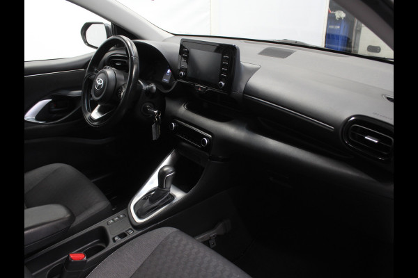 Toyota Yaris 1.5 Hybrid Active CARPLAY | CAMERA | CLIMATE | DAB | ADAPCRUISE | ELRM