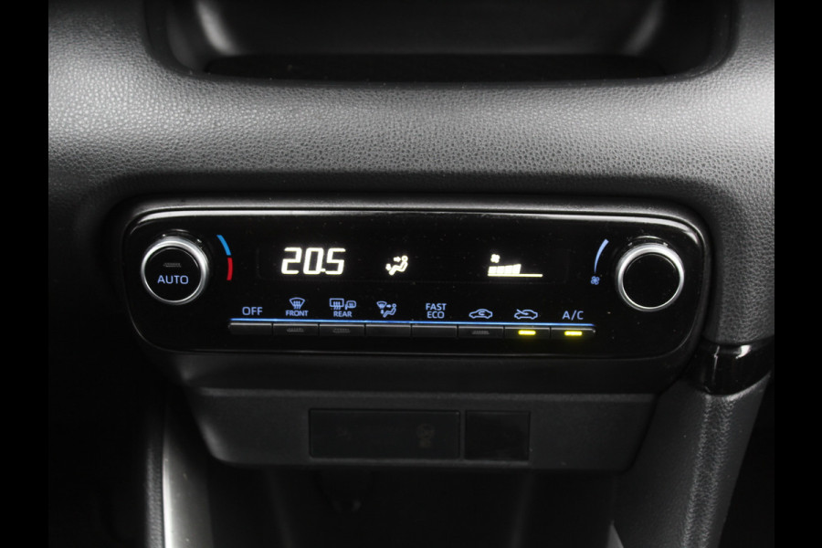 Toyota Yaris 1.5 Hybrid Active CARPLAY | CAMERA | CLIMATE | DAB | ADAPCRUISE | ELRM