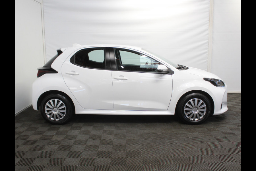 Toyota Yaris 1.5 Hybrid Active CARPLAY | CAMERA | CLIMATE | DAB | ADAPCRUISE | ELRM
