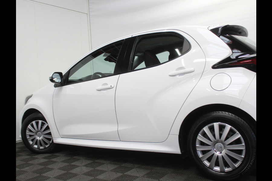 Toyota Yaris 1.5 Hybrid Active CARPLAY | CAMERA | CLIMATE | DAB | ADAPCRUISE | ELRM