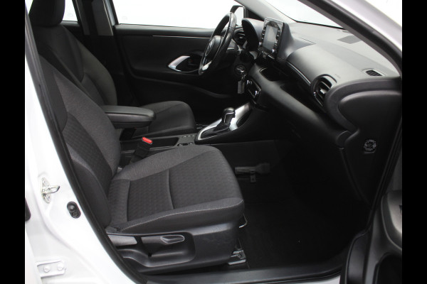 Toyota Yaris 1.5 Hybrid Active CARPLAY | CAMERA | CLIMATE | DAB | ADAPCRUISE | ELRM