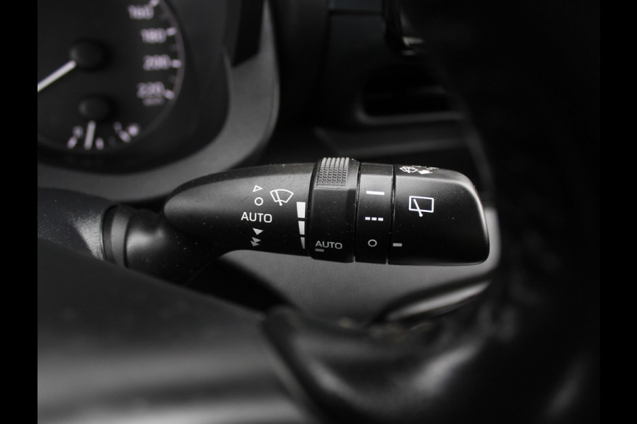 Toyota Yaris 1.5 Hybrid Active CARPLAY | CAMERA | CLIMATE | DAB | ADAPCRUISE | ELRM