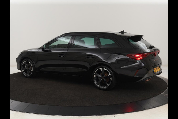 CUPRA Leon 1.5 TSI e-Hybrid | Stoel & stuurverwarming | Camera | Adaptive cruise | Carplay | Navigatie | Matrix LED | Sfeerverlichting | PHEV | Plug In