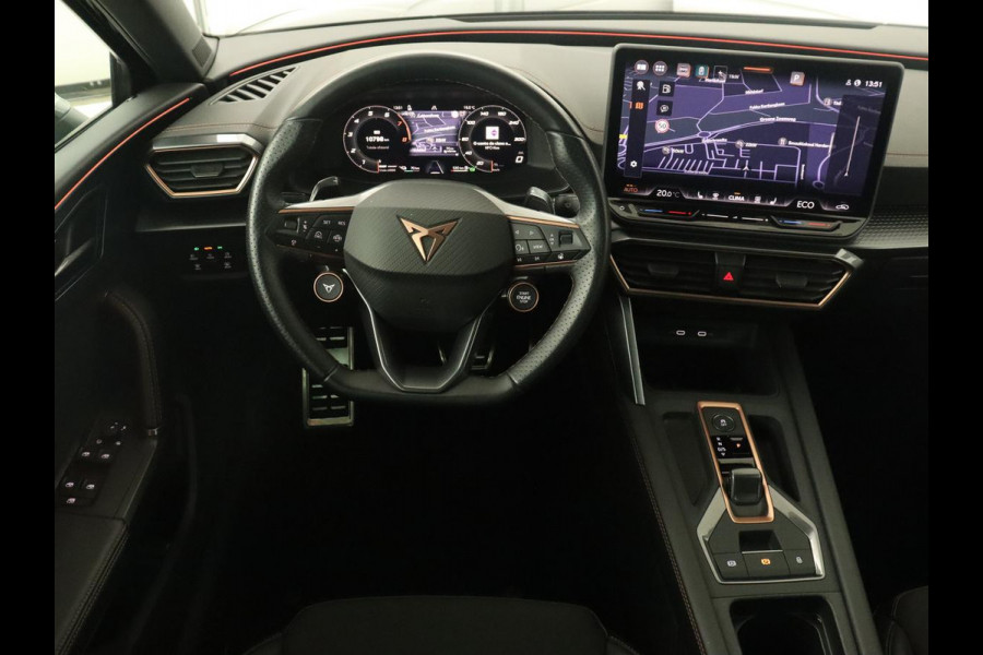 CUPRA Leon 1.5 TSI e-Hybrid | Stoel & stuurverwarming | Camera | Adaptive cruise | Carplay | Navigatie | Matrix LED | Sfeerverlichting | PHEV | Plug In