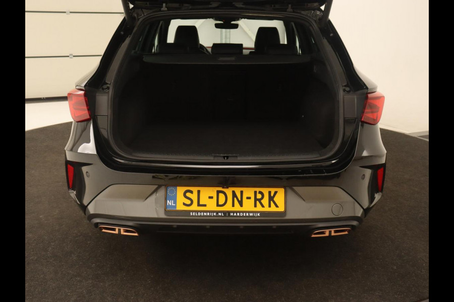 CUPRA Leon 1.5 TSI e-Hybrid | Stoel & stuurverwarming | Camera | Adaptive cruise | Carplay | Navigatie | Matrix LED | Sfeerverlichting | PHEV | Plug In