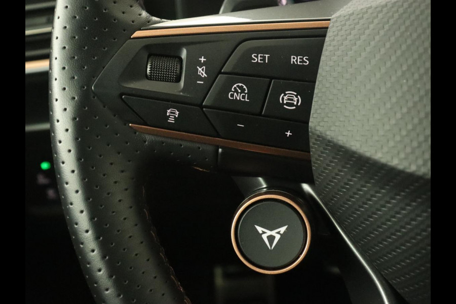 CUPRA Leon 1.5 TSI e-Hybrid | Stoel & stuurverwarming | Camera | Adaptive cruise | Carplay | Navigatie | Matrix LED | Sfeerverlichting | PHEV | Plug In