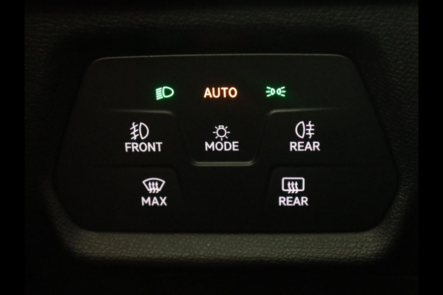 CUPRA Leon 1.5 TSI e-Hybrid | Stoel & stuurverwarming | Camera | Adaptive cruise | Carplay | Navigatie | Matrix LED | Sfeerverlichting | PHEV | Plug In