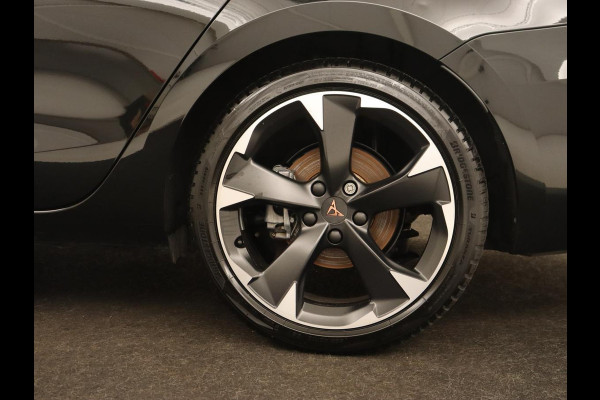 CUPRA Leon 1.5 TSI e-Hybrid | Stoel & stuurverwarming | Camera | Adaptive cruise | Carplay | Navigatie | Matrix LED | Sfeerverlichting | PHEV | Plug In