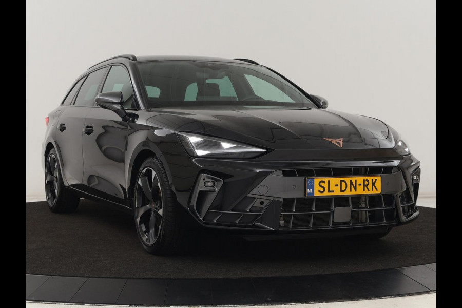CUPRA Leon 1.5 TSI e-Hybrid | Stoel & stuurverwarming | Camera | Adaptive cruise | Carplay | Navigatie | Matrix LED | Sfeerverlichting | PHEV | Plug In