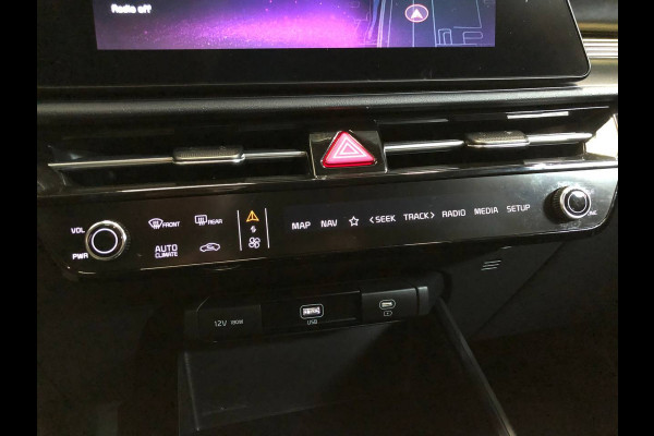 Kia Niro EV Edition 64.8 kWh fabrieksgar 8/30 stoelverw | stuurverw | camera | navi