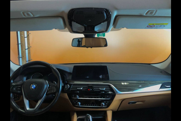 BMW 5 Serie Touring 520i High Executive comfortstoelen | leer | panoramadak | head up