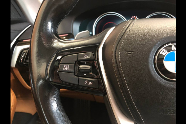 BMW 5 Serie Touring 520i High Executive comfortstoelen | leer | panoramadak | head up