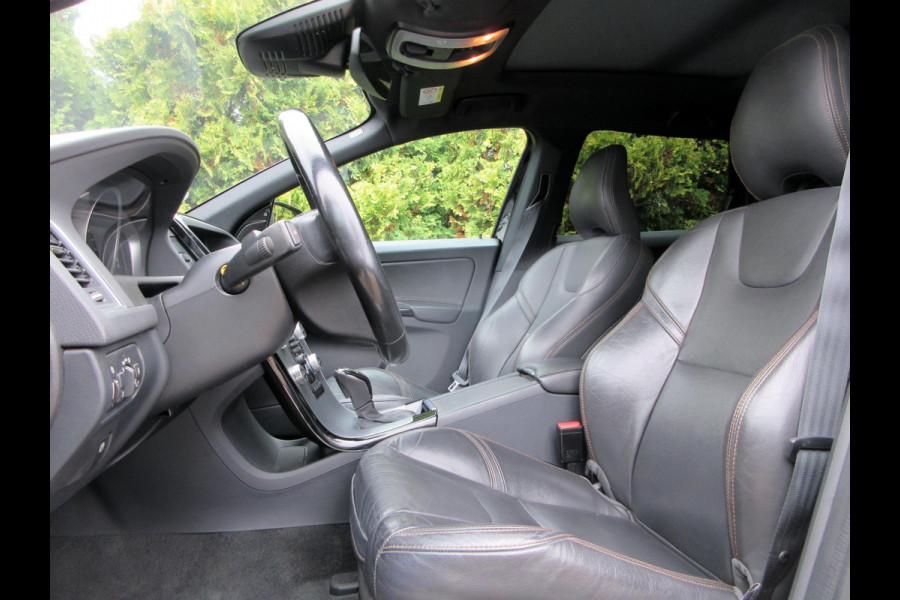 Volvo XC60 2.0 T5 FWD Polar+ Automaat*Leder*Panorama dak*