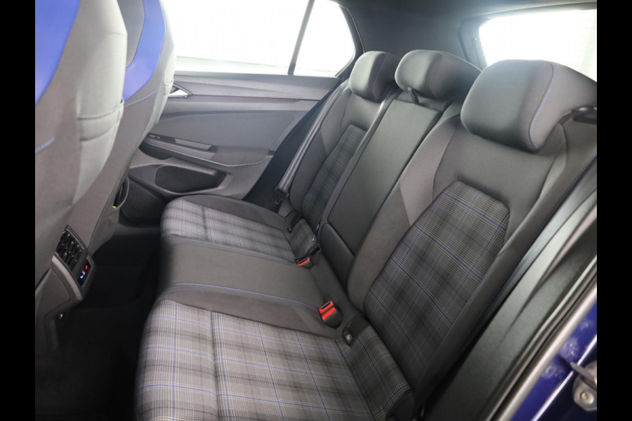 Volkswagen Golf 1.4 eHybrid GTE 245PK PHEV | Navigatie | Parkeer camera | Stoel- en stuurverwarming |