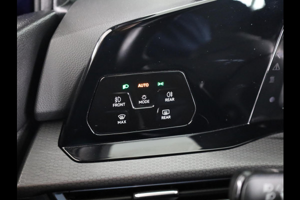 Volkswagen Golf 1.4 eHybrid GTE 245PK PHEV | Navigatie | Parkeer camera | Stoel- en stuurverwarming |