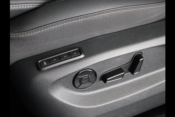 Škoda Kodiaq 1.5 TSI PHEV Business Edition 204pk | Light en View Pakket | Navigatie | Lederen bekleding | Elektrisch verstelbare stoelen met geheugen