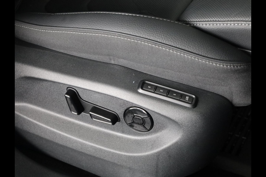 Škoda Kodiaq 1.5 TSI PHEV Business Edition 204pk | Light en View Pakket | Navigatie | Lederen bekleding | Elektrisch verstelbare stoelen met geheugen