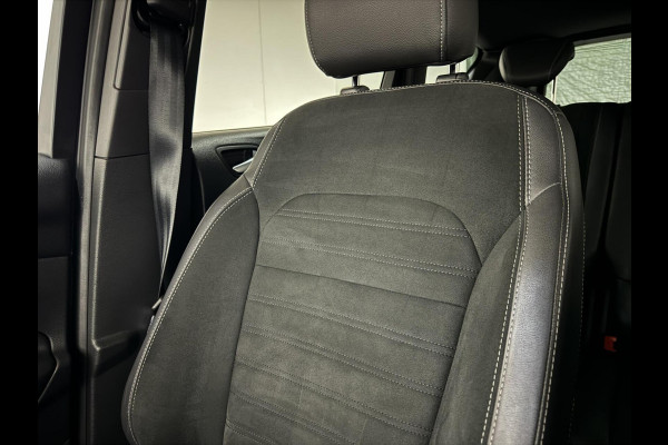 Ford Kuga 1.5 EcoBoost ST Line Carplay Cruise Navi Trekh. Stoelv. NAP