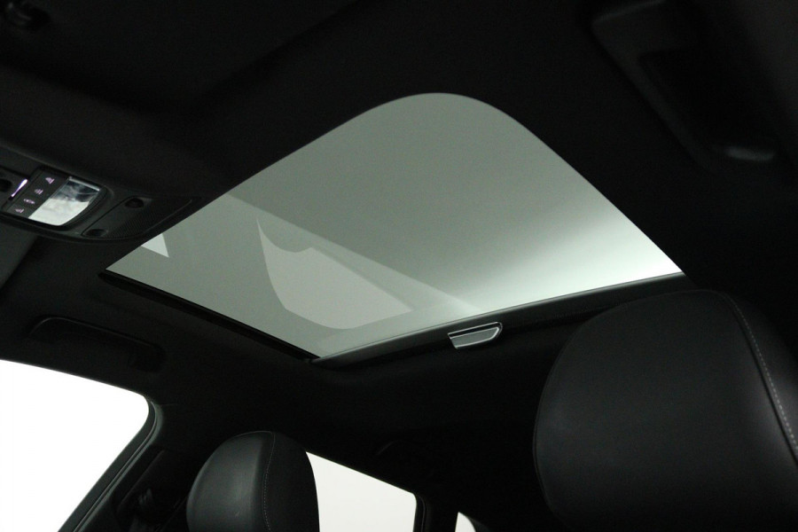 Audi A3 Sportback 35 TFSI CoD Advance Sport (PANORAMADAK, DIGITALE COCKPIT, STOELVERWARMING, NAVIGATIE, PARKEERSENSOREN)