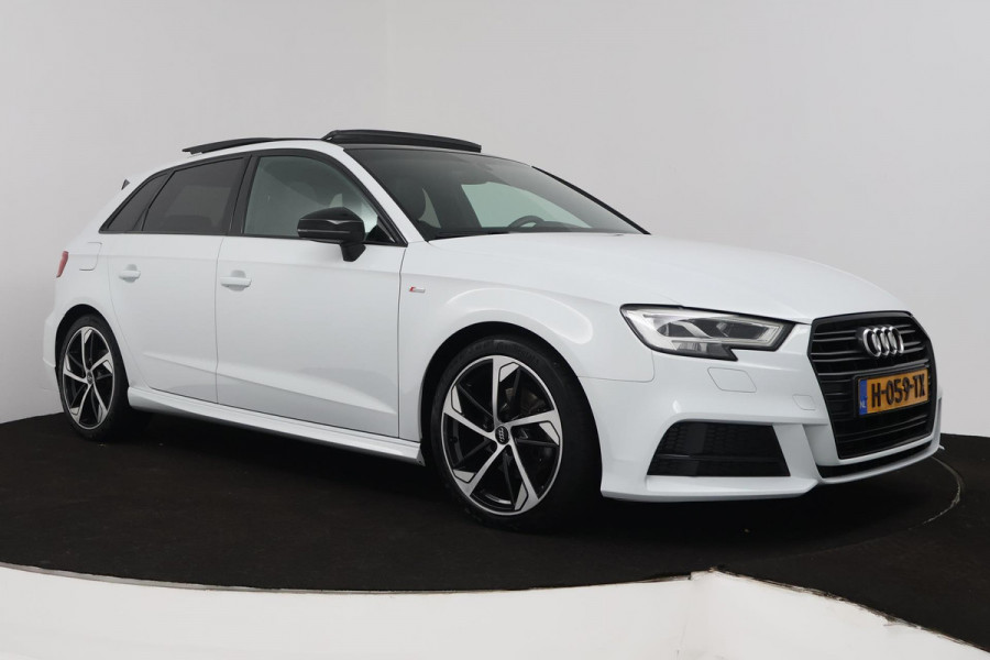 Audi A3 Sportback 35 TFSI CoD Advance Sport (PANORAMADAK, DIGITALE COCKPIT, STOELVERWARMING, NAVIGATIE, PARKEERSENSOREN)