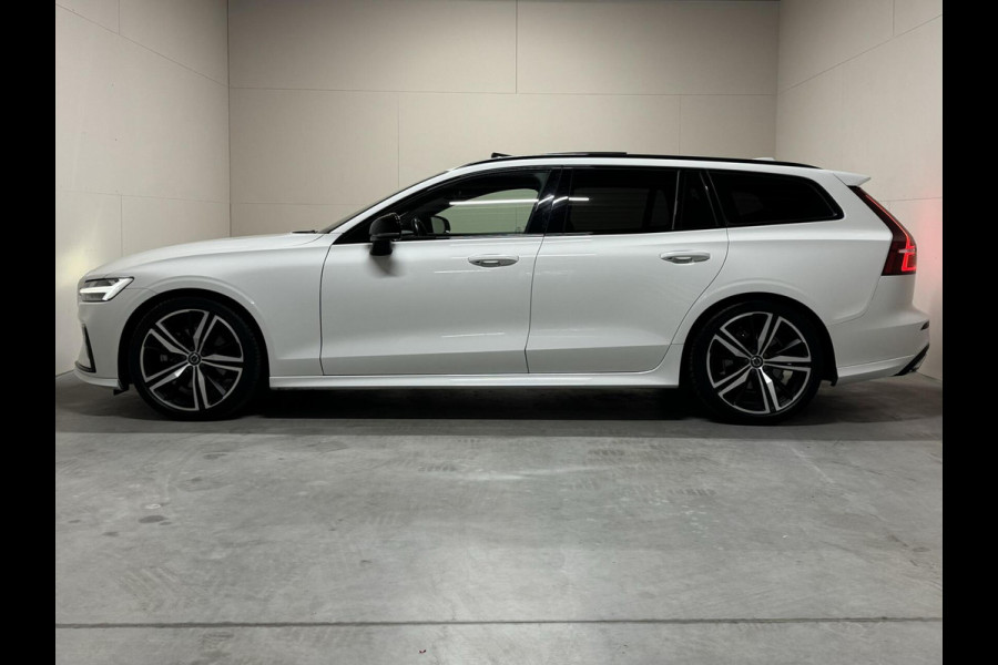 Volvo V60 2.0 B4 R-Design Pano Carplay Trekh. Autopilot NAP