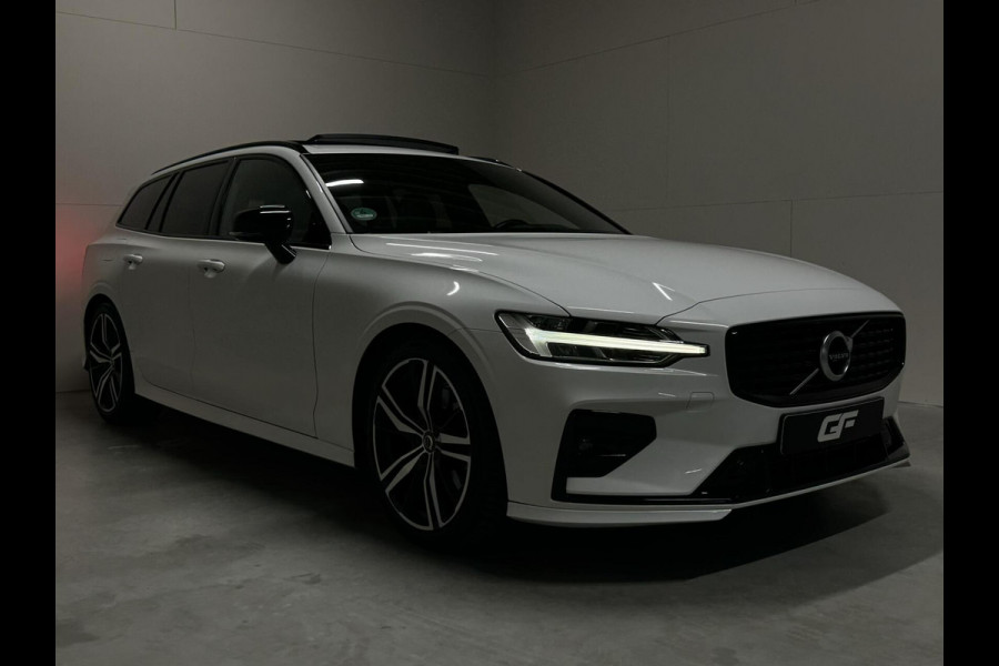 Volvo V60 2.0 B4 R-Design Pano Carplay Trekh. Autopilot NAP