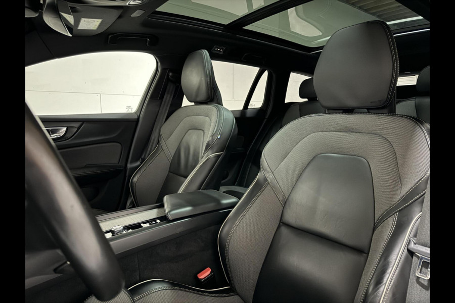 Volvo V60 2.0 B4 R-Design Pano Carplay Trekh. Autopilot NAP