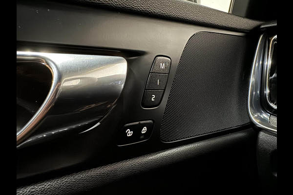 Volvo V60 2.0 B4 R-Design Pano Carplay Trekh. Autopilot NAP