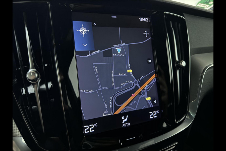Volvo V60 2.0 B4 R-Design Pano Carplay Trekh. Autopilot NAP