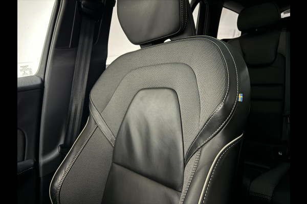 Volvo V60 2.0 B4 R-Design Pano Carplay Trekh. Autopilot NAP