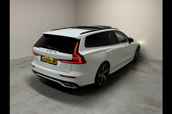 Volvo V60 2.0 B4 R-Design Pano Carplay Trekh. Autopilot NAP