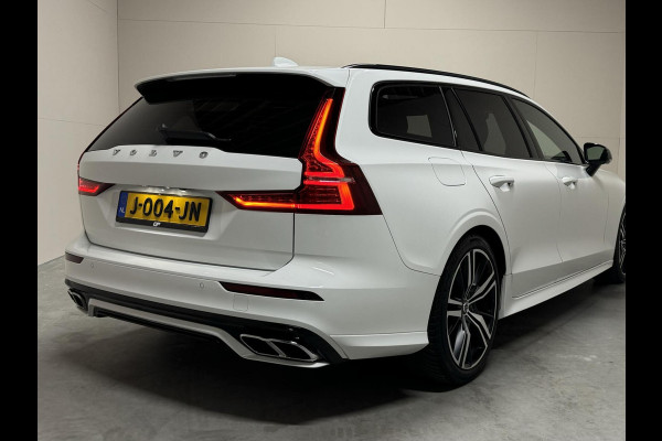 Volvo V60 2.0 B4 R-Design Pano Carplay Trekh. Autopilot NAP