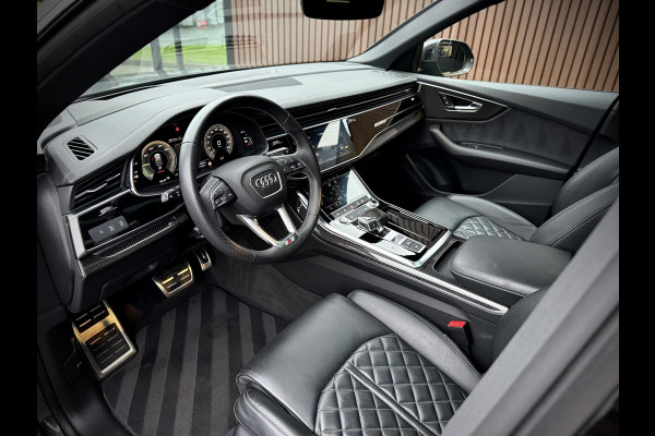 Audi Q8 55 TFSI e quattro S-Line Panoramadak|RS-zetels|Carbon|Softclose|Luchtvering|Keyless|Head-Up|Camera 360°|Matrix