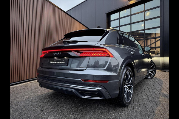 Audi Q8 55 TFSI e quattro S-Line Panoramadak|RS-zetels|Carbon|Softclose|Luchtvering|Keyless|Head-Up|Camera 360°|Matrix