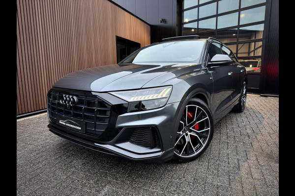 Audi Q8 55 TFSI e quattro S-Line Panoramadak|RS-zetels|Carbon|Softclose|Luchtvering|Keyless|Head-Up|Camera 360°|Matrix