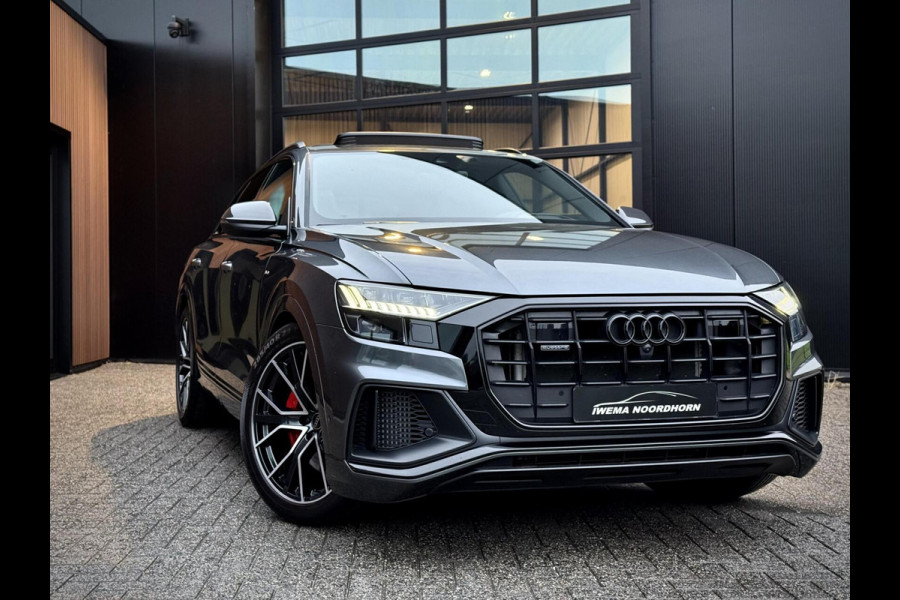 Audi Q8 55 TFSI e quattro S-Line Panoramadak|RS-zetels|Carbon|Softclose|Luchtvering|Keyless|Head-Up|Camera 360°|Matrix