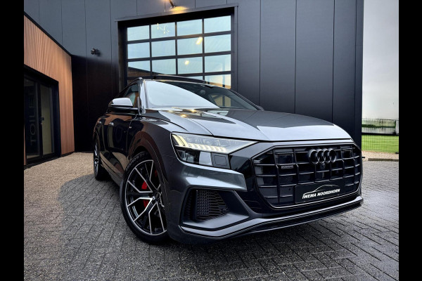 Audi Q8 55 TFSI e quattro S-Line Panoramadak|RS-zetels|Carbon|Softclose|Luchtvering|Keyless|Head-Up|Camera 360°|Matrix