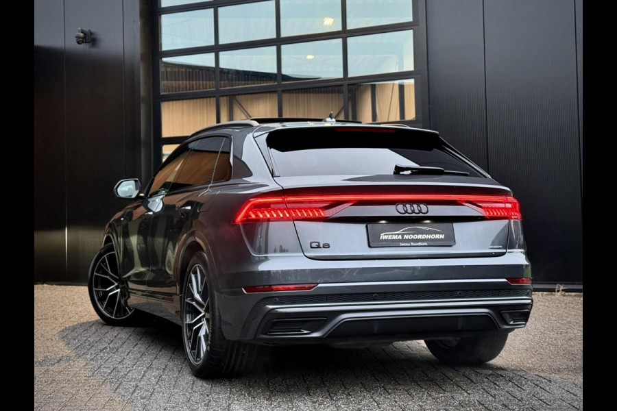 Audi Q8 55 TFSI e quattro S-Line Panoramadak|RS-zetels|Carbon|Softclose|Luchtvering|Keyless|Head-Up|Camera 360°|Matrix